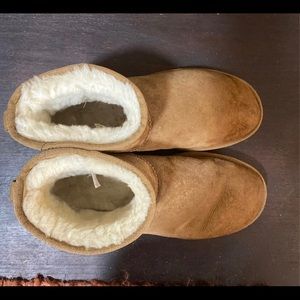 Chestnut UGG Classic MINI ll Boot